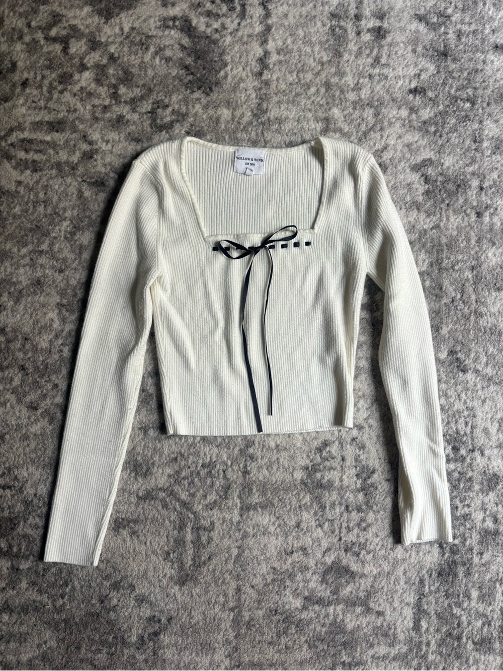 Willow & Wind Cream Ribbed Long-Sleeve Tie-Front Top
